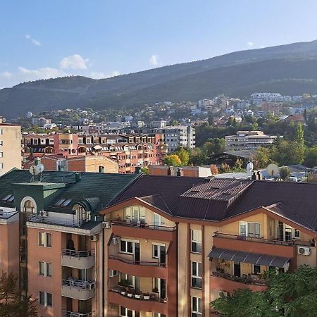 Golden Delight Central Apartment Скоп'є Екстер'єр фото