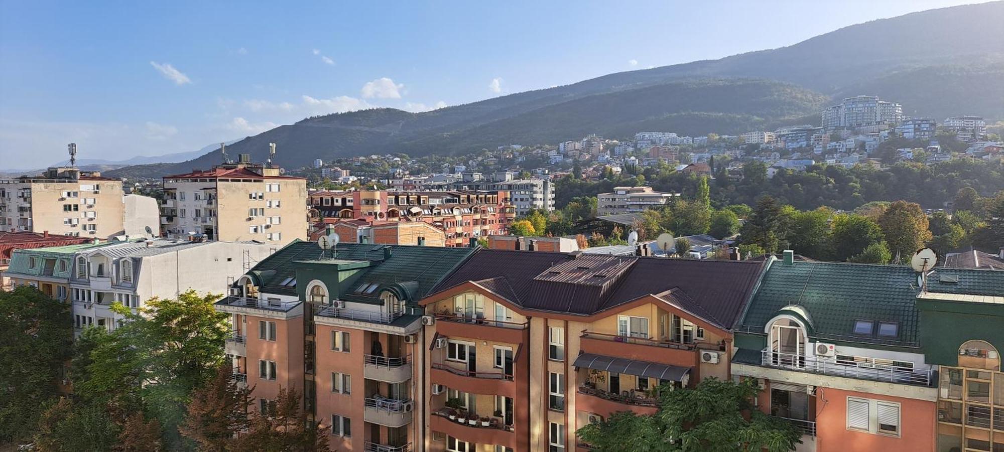 Golden Delight Central Apartment Скоп'є Екстер'єр фото