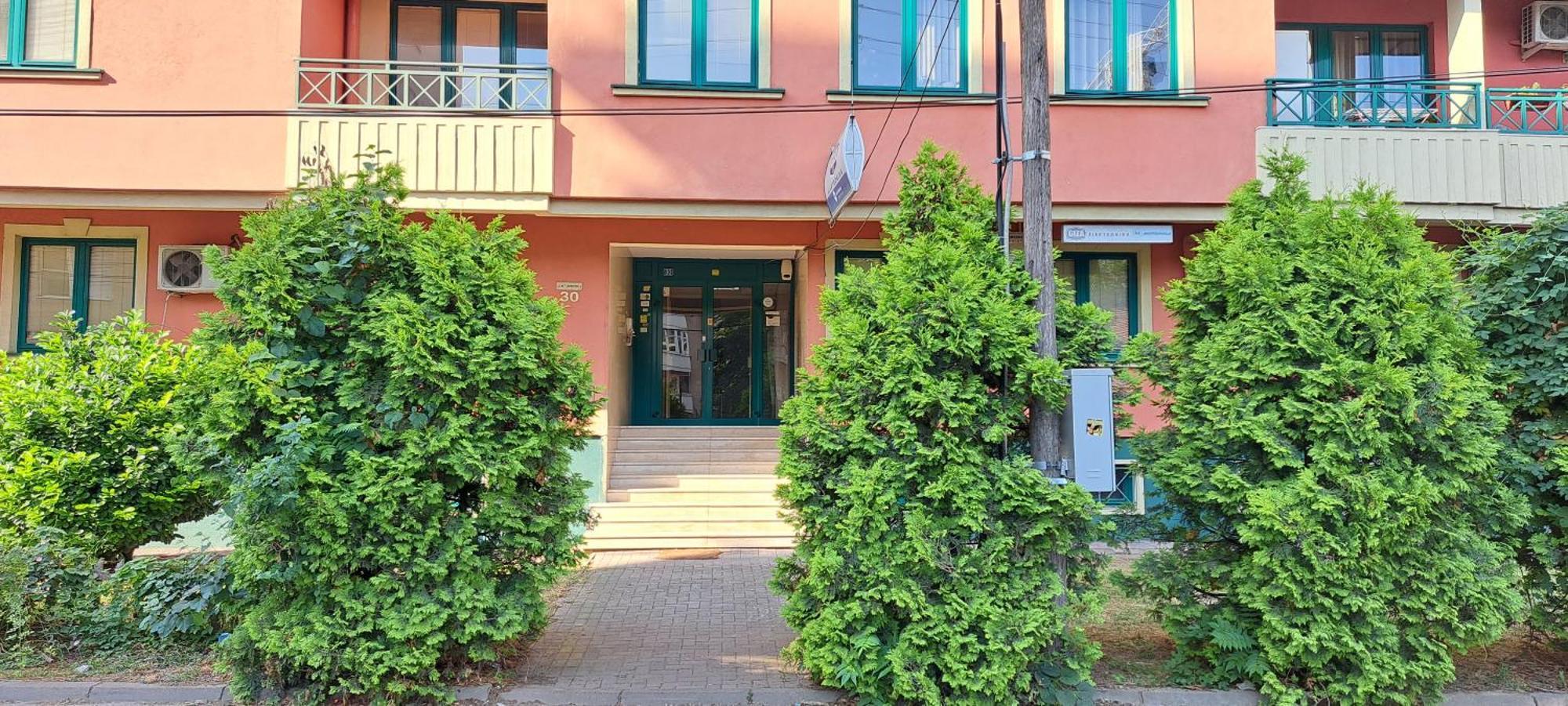 Golden Delight Central Apartment Скоп'є Екстер'єр фото