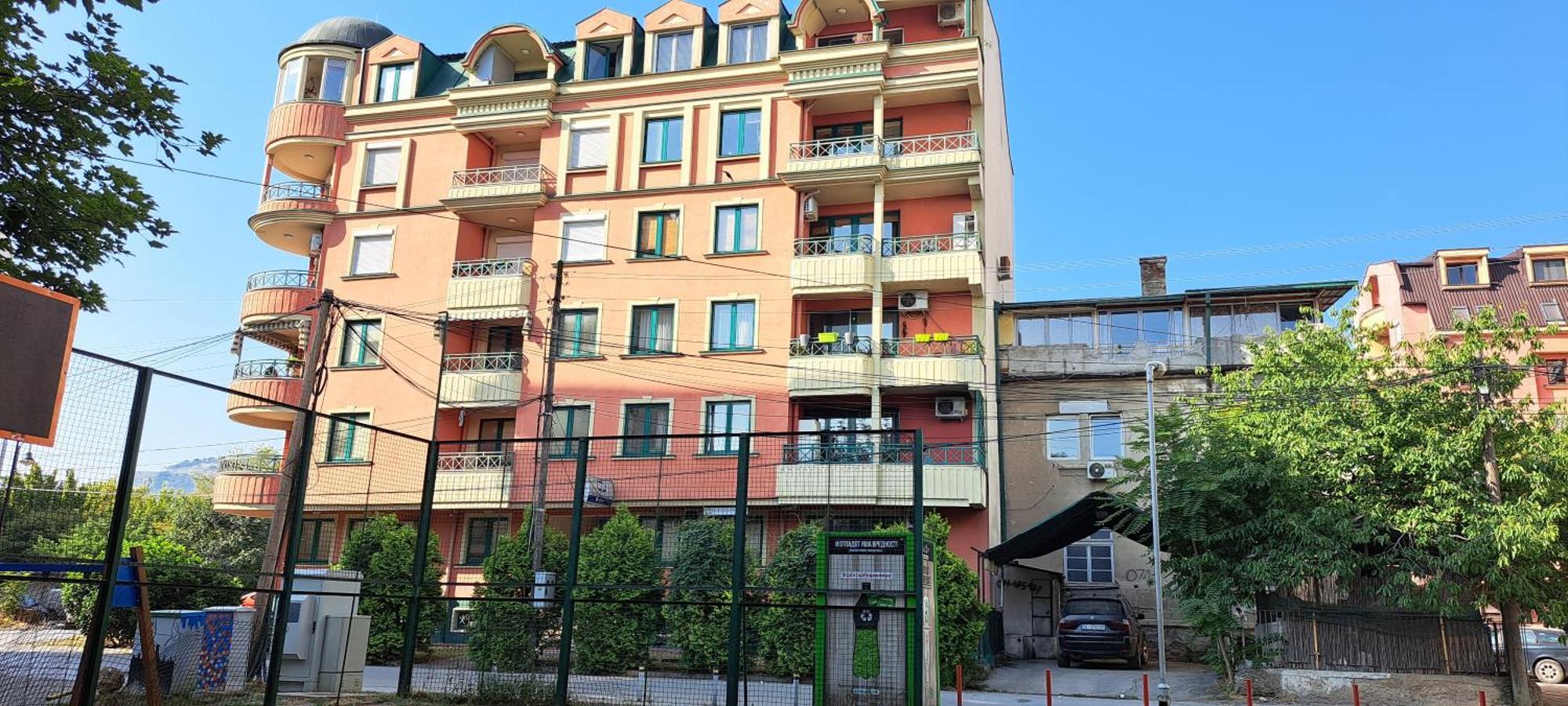 Golden Delight Central Apartment Скоп'є Екстер'єр фото